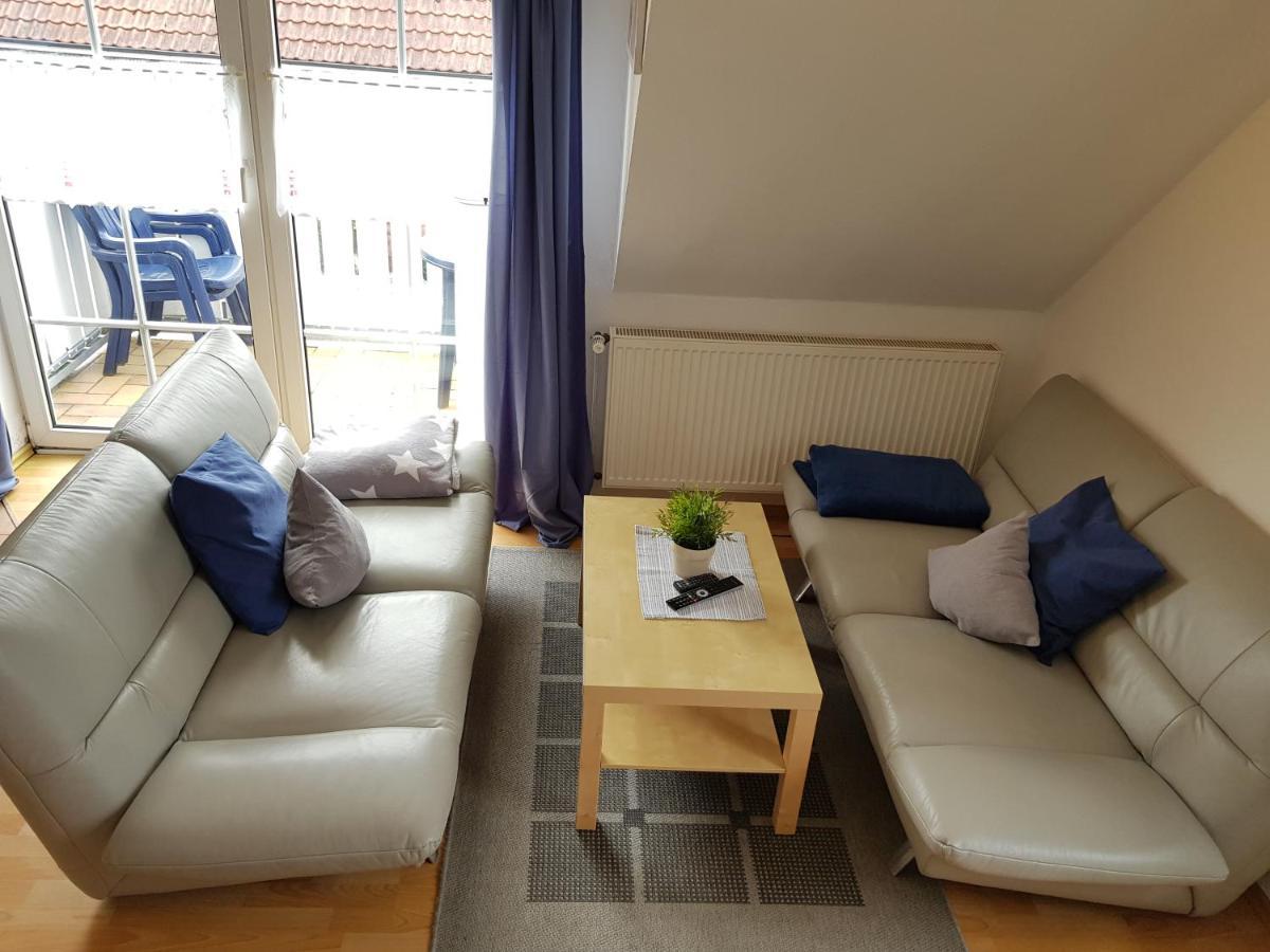 Ferienhaus Poseidon Neuharlingersiel Exterior foto